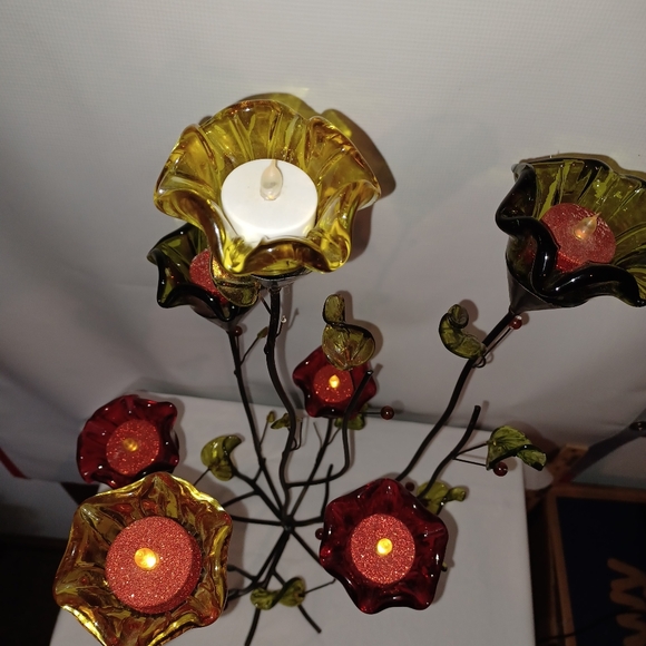 Elegant Vintage Floral Glass & Wrought Iron Tealight Holder Art Sculpture Decor - Picture 6 of 12